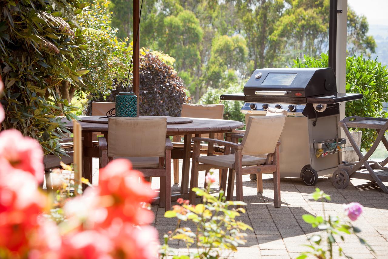 Te Moenga Lodge Taupo Bagian luar foto