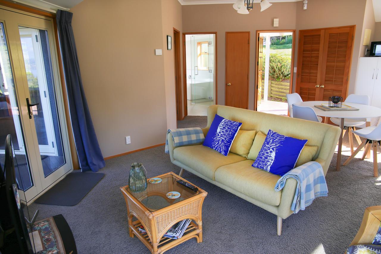 Te Moenga Lodge Taupo Bagian luar foto